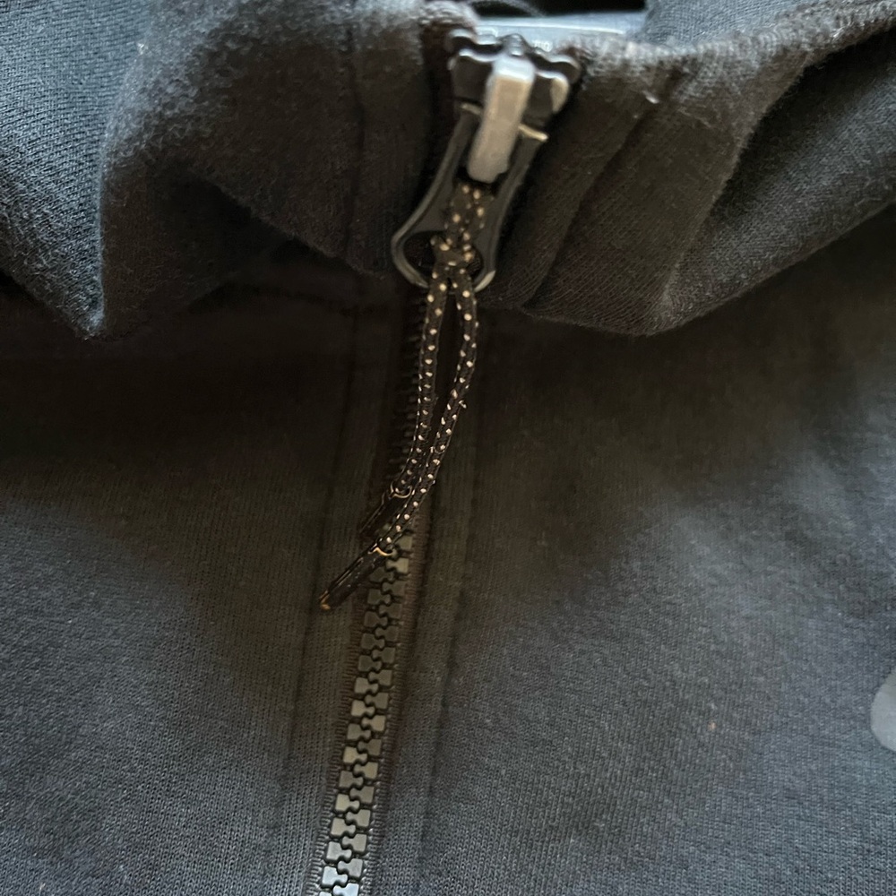 Nike Men's Black Full-Zip Windbreaker - Picture 5 of 8